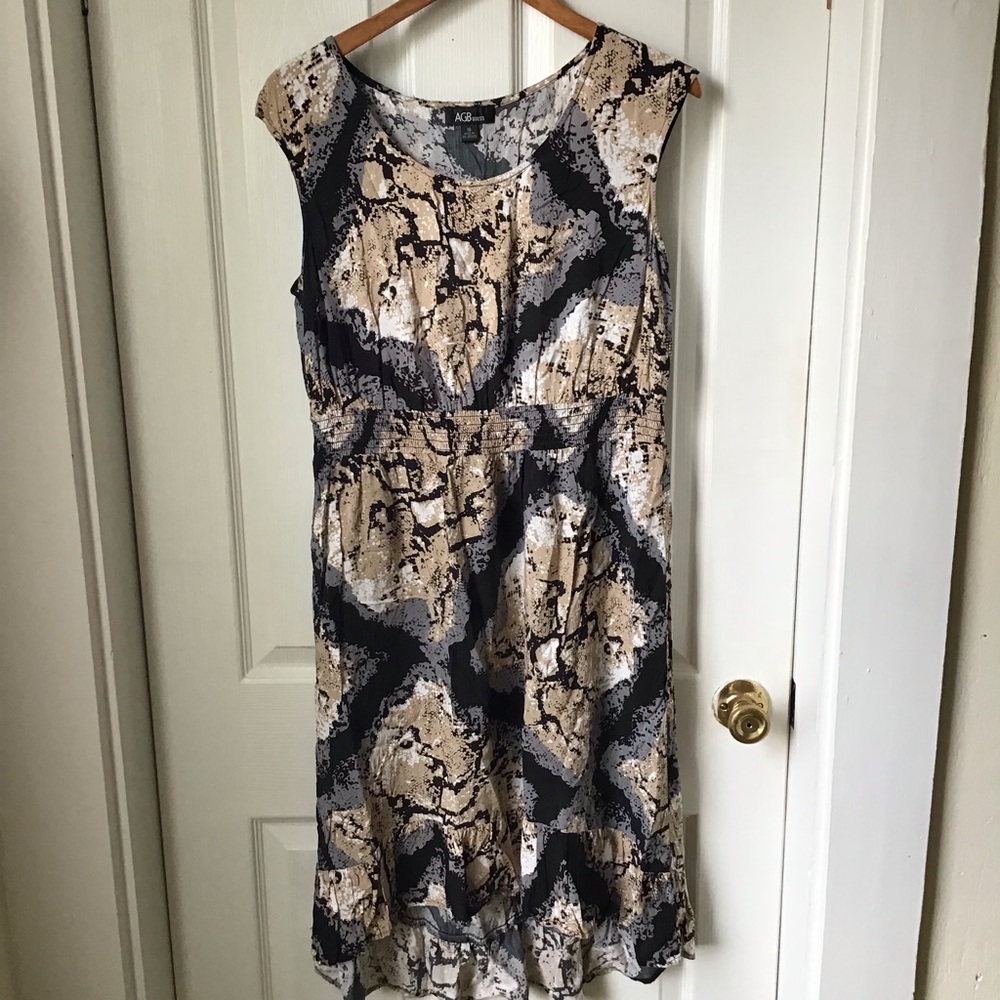 AGB: Black white and tan dress. Size 16 - Picture 1 of 9